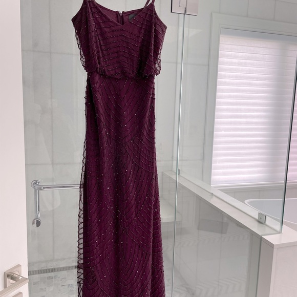 Adrianna Papell long maroon dress with sequins size 8 - Picture 2 of 2